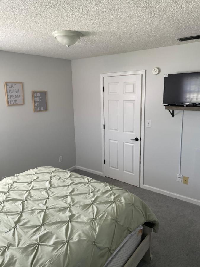 Spacious 1King Bd/2Queen Bd/* 1 Mile From I-85 レキシントン エクステリア 写真