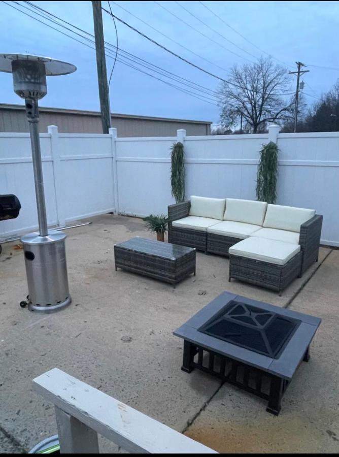 Spacious 1King Bd/2Queen Bd/* 1 Mile From I-85 レキシントン エクステリア 写真